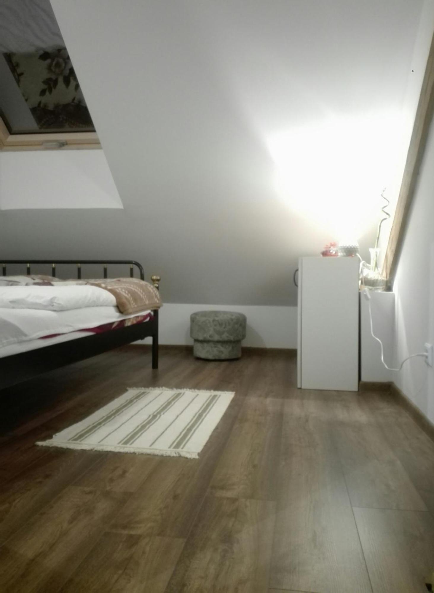 Sky View Condo In Tarnowskie Góry Eksteriør billede
